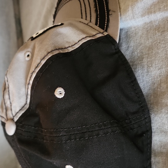 AC/DC womans distressed black and gray ball cap - Picture 3 of 14